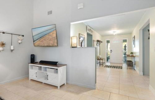 Heated Pool with Lanai- 10min from Beach- Lots of amenities - Foto 73