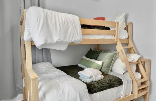 The Riley Classy & Close to Charleston - Foto 24