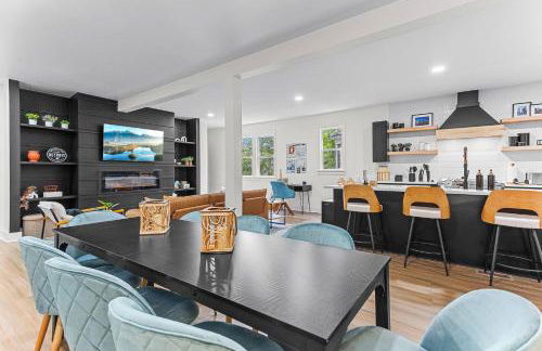 Spacious 4BR House Near Downtown, Perfect for Groups & Pets - Foto 6