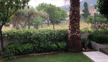 Vanessa House Luxury Apartments - Foto 2, Garden view