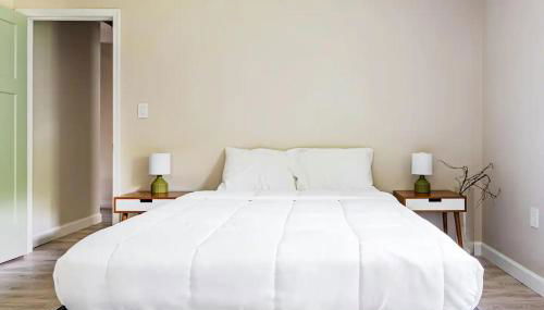 Eldred Manor - Photo 4