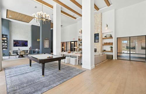 95 Luxury 2B2B Condo DT Fort Worth, Resort Style Pool & Gym, Golf Simulator, 7M to Dickies Stadium, 15M to AT&T stadium - Foto 27