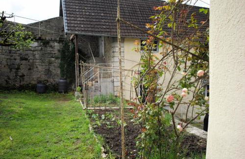 La troussotte, superbe appartement de 110m2 avec terrasse et jardin - Foto 23