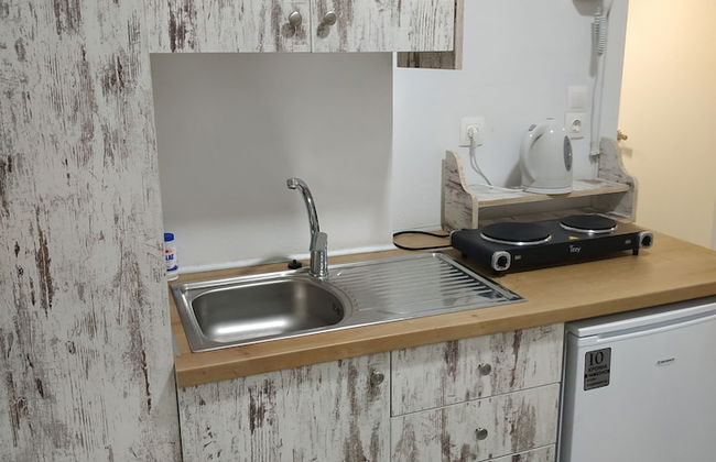 Super Economy Studio Located On the Ground Floor No Balcony - Photo 14