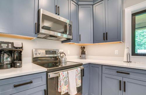 Fire Pit and Lake Views Cozy Crooked River Retreat! - Foto 5