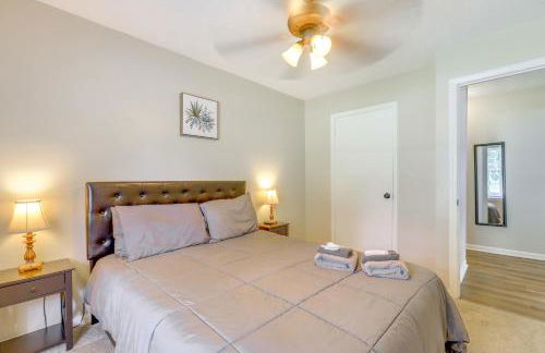 Deck and Game Room Family Home in Stockbridge! - Foto 18