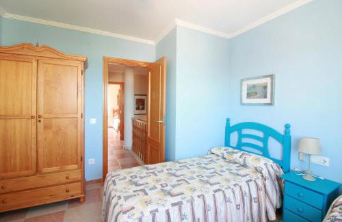 OLIVA HOLIDAYS 3 - Photo 22