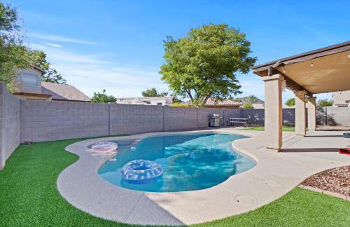 Pool Oasis 4Br Golf, Ping-Pong, Cornhole Retreat - Foto 1