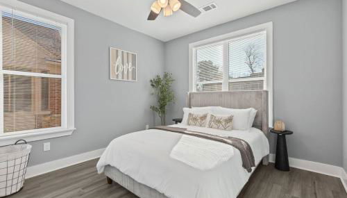 Gated Parking + Fire Pit | Near Zoo + Rhodes - Foto 5