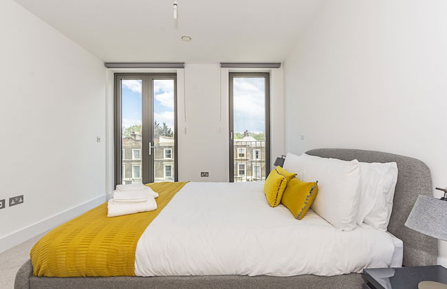 Stunning Brand New Westminster Apartment - Photo 9