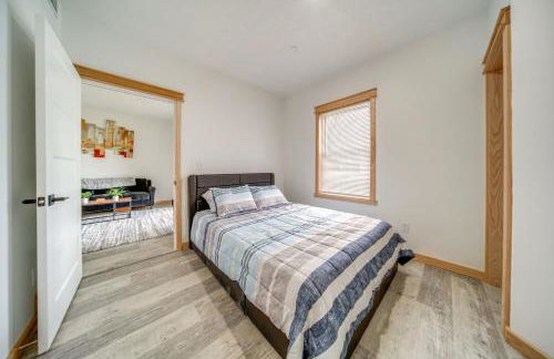 Golf Course View Centrally Located Condo in Erie - Foto 11