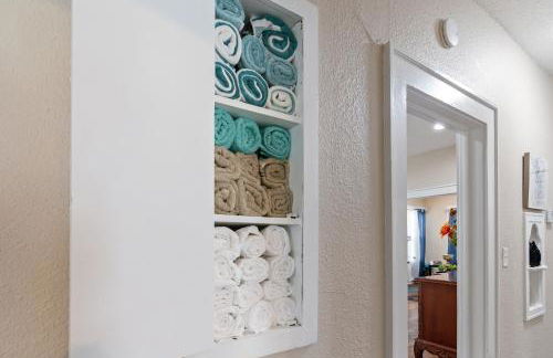 Bungalow Retreat! - Photo 30