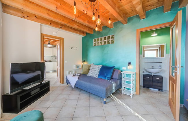 Faby House On Hilly Area And Lake View - Foto 16