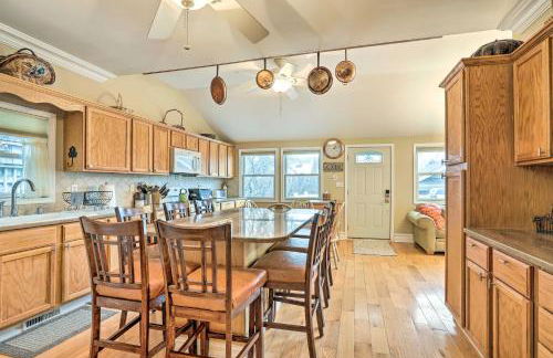 Beautiful Spacious Beach Home, Private Deck & Grill, with Beach Badges - Foto 17