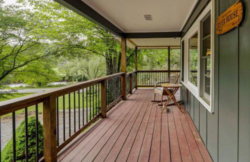 Sylva Riverfront Cabin Near WCU Pet-Friendly! - Foto 25