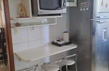 Apartamento para 8 pessoas 3 quartos com ar condicionado e 3 garagens! A 15 minutos do autódromo! - Foto 4