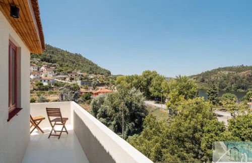 Douro Arda House with Pool & Jacuzzi by HostWise - Photo 49