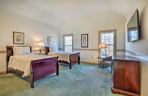 Chateau Ridge Peaceful Retreat with Fire Pit! - Foto 16