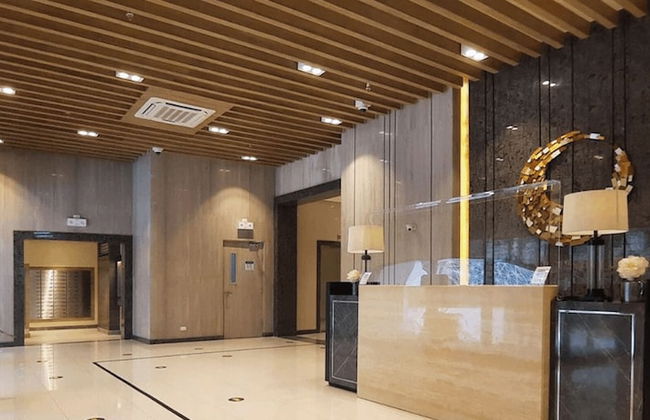 Uptown Park Suites Tower 1 - Photo 1