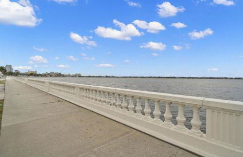 The Hyde Out - Cute Hyde Park Home with Private Hot Tub - Foto 28