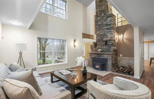 Nature Getaway Charming Villa Near Trails & Parks - Foto 61