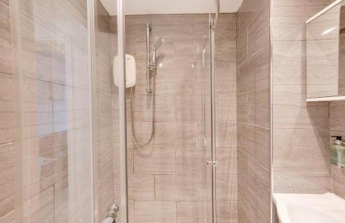 Relax in a modern Cardiff home by the City Centre & Bute Park - Foto 20