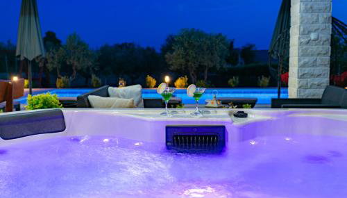 Villa Lorema-pet friendly on 5000 sqm garden,pool, jacuzzi, billiard&PS5 - Foto 3
