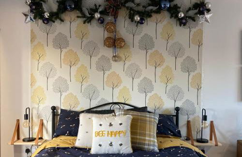 The Hive at Bee Happy Breaks Scotland - Photo 16