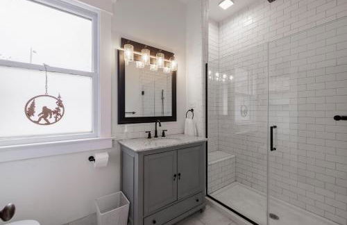 Mountain Manor Sandy HotTub, 3KingBeds, Ski Mt Hood - Foto 5