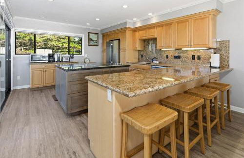 Oceanview Luxury - 5BR - Hot Tub - Steps to Beach - Foto 54