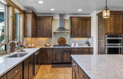 Brasada Getaway-> Privacy, Hot Tub & Theater Room! - Foto 32