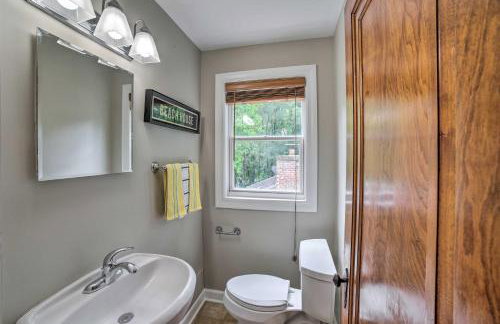 Pet-Friendly Lake Getaway 1 Block to Beach! - Foto 20