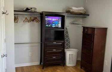 Bay Breeze Bliss-Hot Tub, Bar and Canal 5mi to Beach - Foto 26