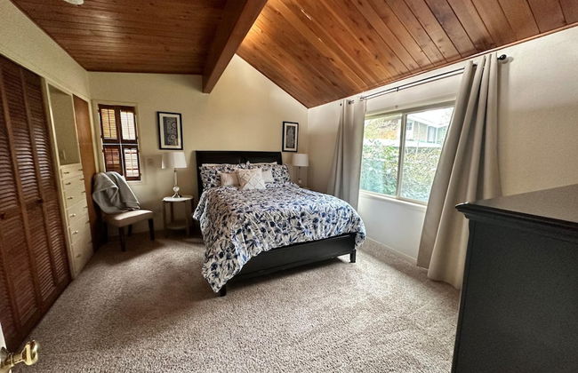 Medford Home and 2 Condos With Pool and Hot tub - Foto 15