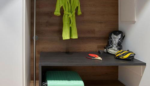 Civico 65 Garda Holiday 17 - Foto 3, wardrobe