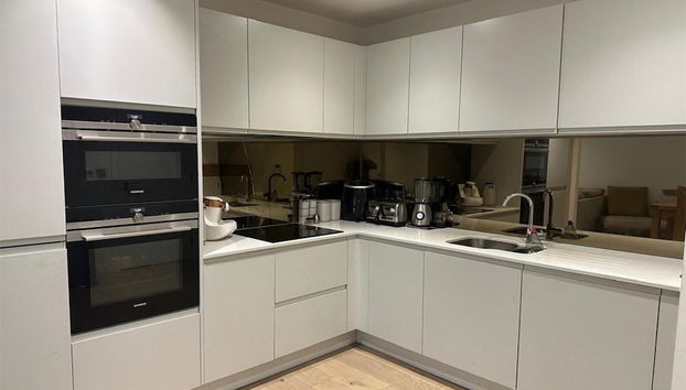 Stunning 2-bedroom Flat With Park View - Foto 4, Cocina privada