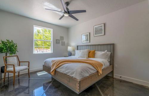 The Latitude Adjustment, located close to Golf,Sand Dunes, Reservoir & National Parks - Foto 18