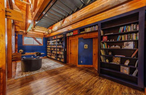 Welcome to Raven Ridge Lodge - where time slows - Photo 17