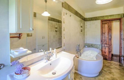 Cozy Home In Bibbiena With Kitchen - Foto 41