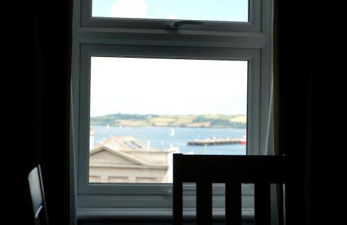 Fabulous High Street Townhouse With Stunning Views & Parking at 'Eagles Nest' - Foto 10