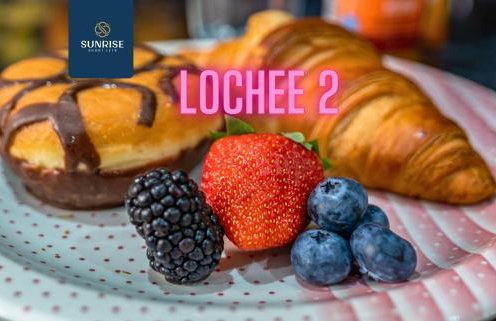 L2 - INVOICE and REDUCED PRICE only via SUNRISE SHORT LETS DUNDEE, Stunning 4 Bed House with 6 Beds and 3 bathrooms, TVs in each room, Free Parking, Fully Equipped, Local Amenities, Easy Ring Road Access, Special Rates and ONLY 9 Mins to STANNERGATE Ports - Foto 45