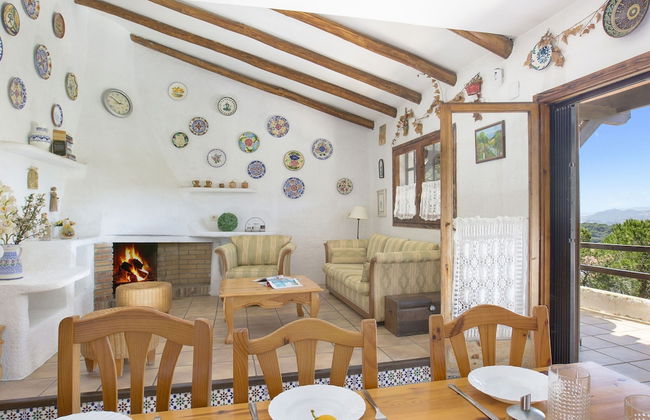 Villa on a Hill With Private Pool - Foto 19