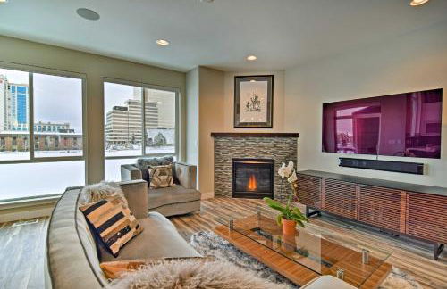 Modern Anchorage Townhome - By Delaney Park Strip! - Foto 4