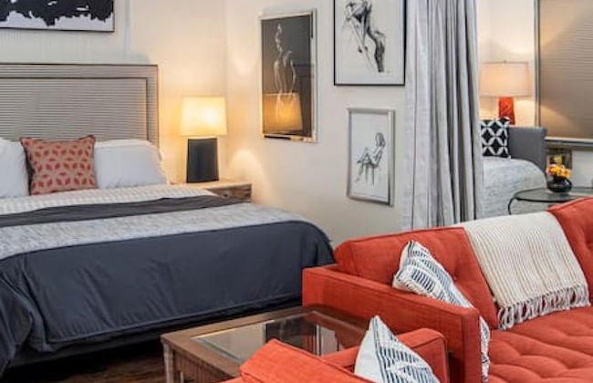 High-design Loft on Historic Alley Park Free - Photo 11