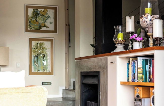 Serene Langebaan Getaway With Garden Views - Photo 12