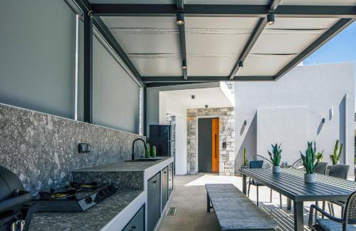 Del Sur Luxury Villa, Heated Pool & Utter Privacy, By ThinkVilla - Foto 16