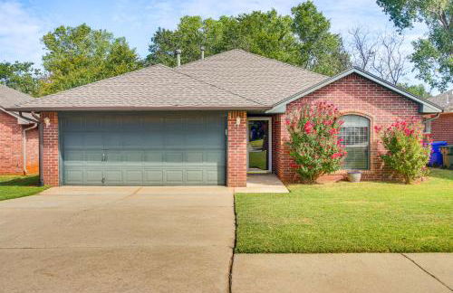 5 Mi to University of Oklahoma Home with Patio! - Photo 1