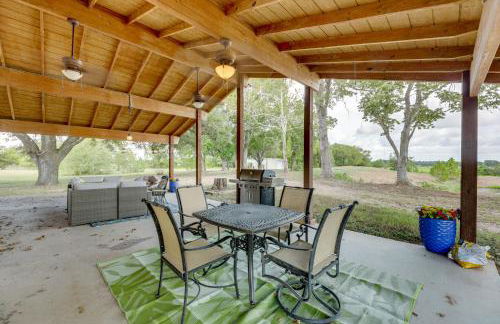 Family Home with Covered Patio and Grill in La Grange - Foto 25