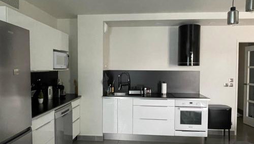 PRADO PLAGE DAVID - STADE VELODROME - PARC CHANOT - Luxury apartment by the Sea - Enjoy premium comfort with access to international TV channels from all over the world - Foto 2