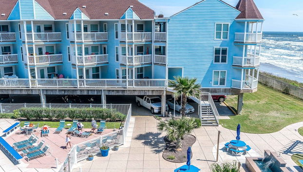 Steps to Pool and Beach Amazing Views From Two Balconies - Foto 3, Habitación